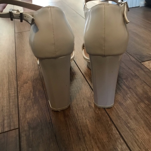 Zara sandals - Picture 3 of 4